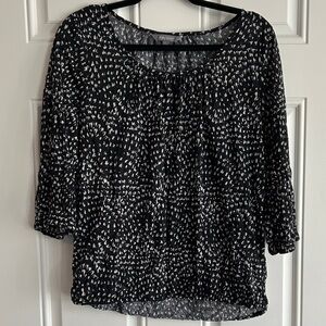 Daisy Fuentes Black and White Blouse